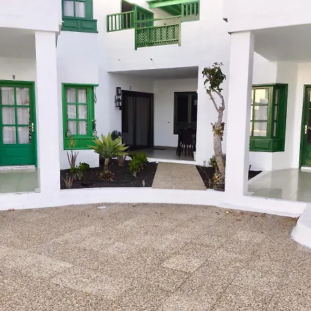 Appartement Lovely Pool View Near Beach, Luz Y Mar + Vv License Puerto del Carmen (Lanzarote)