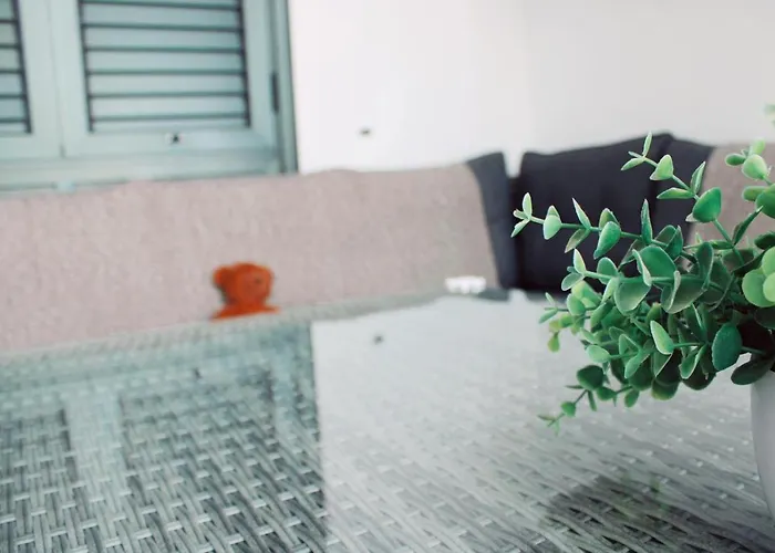 Appartement Lovely Pool View Near Beach, Luz Y Mar + Vv License