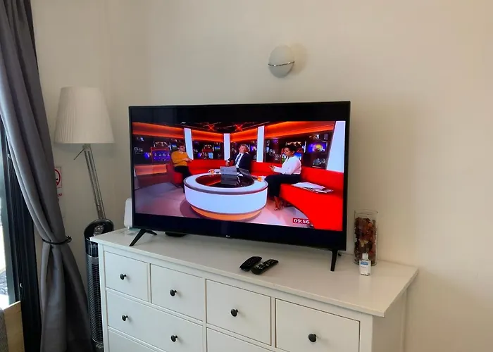 Lovely Pool View Near Beach, Luz Y Mar + Vv License Apartamento